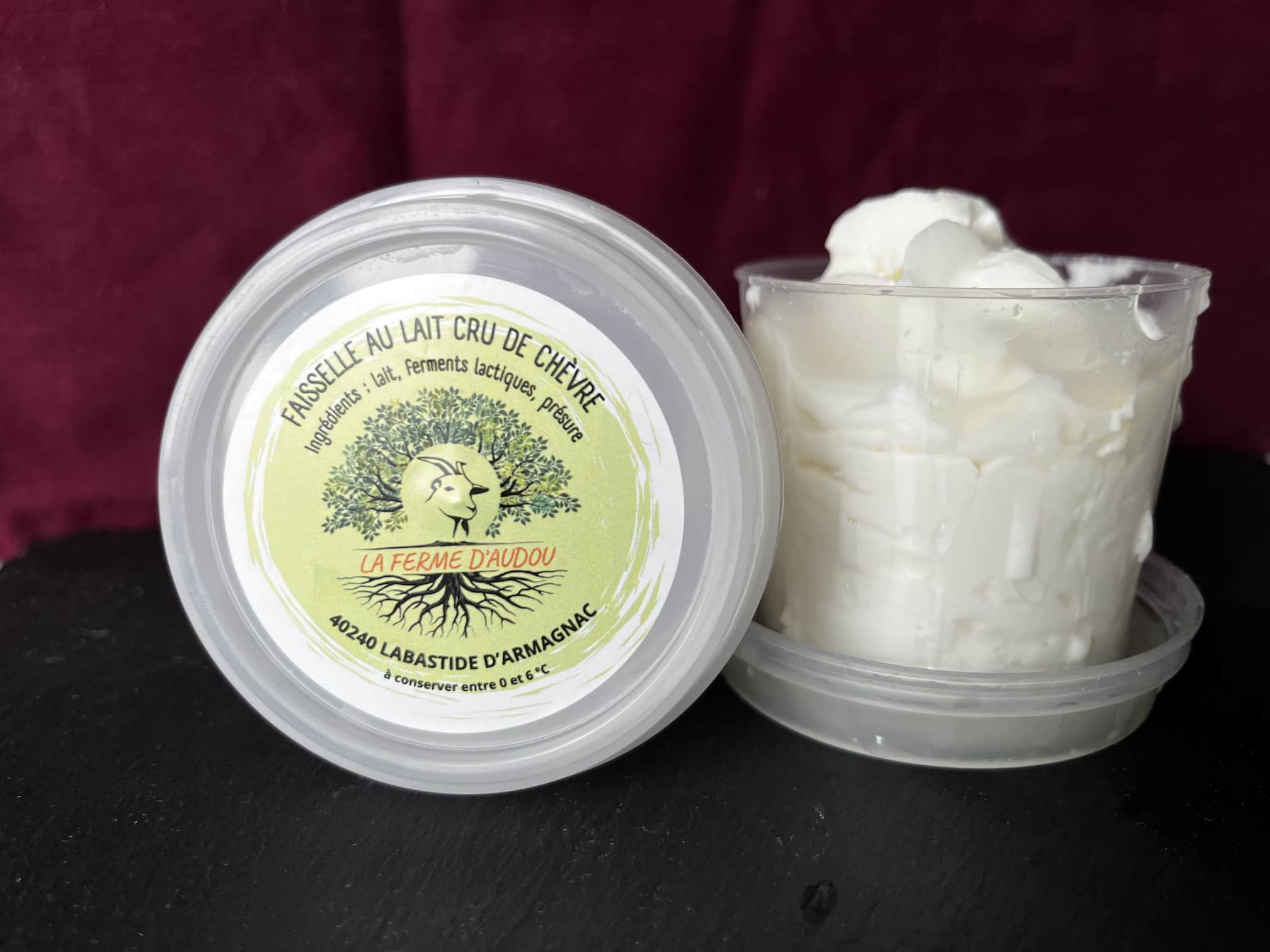 Faisselle de chèvre frais